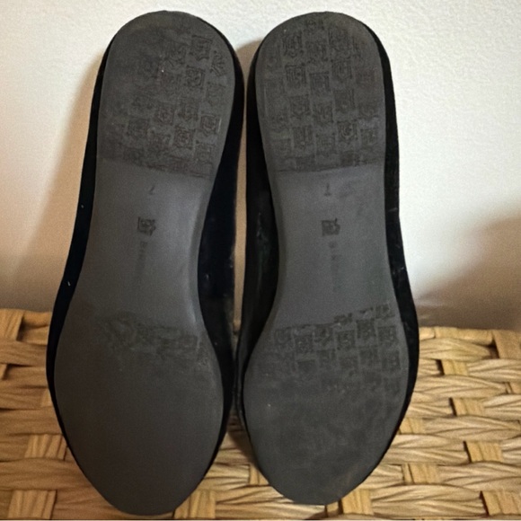 Birdies The Starling Slip On Loafer in Black Velvet | Women’s Size 7 - Picture 9 of 9